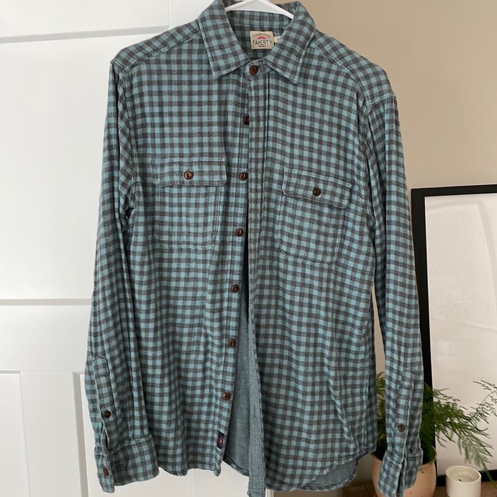 Men’ Faherty Brand Sweater Shirt, Medium